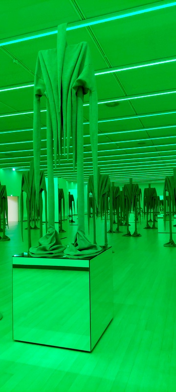 Sandra Mujinga, Skin to skin, 2025