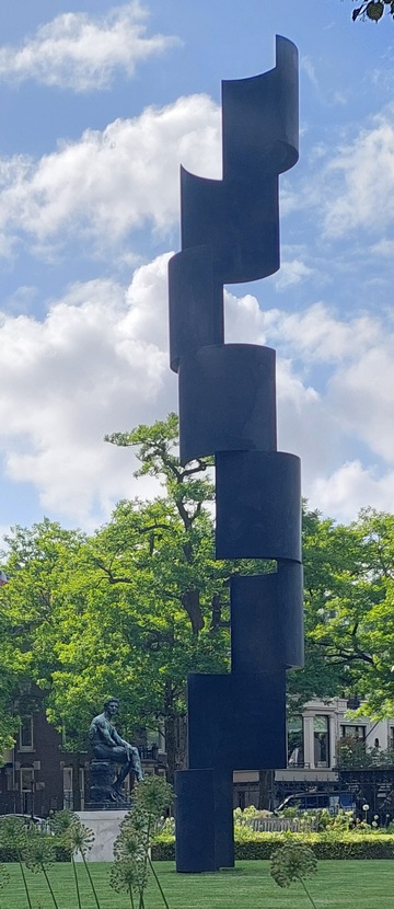 Carel Vissers Jakobsladder in de museumtuin